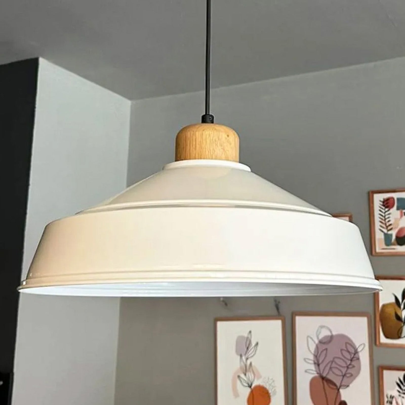 Einzelner Kronleuchter Kopfteil aus Holz